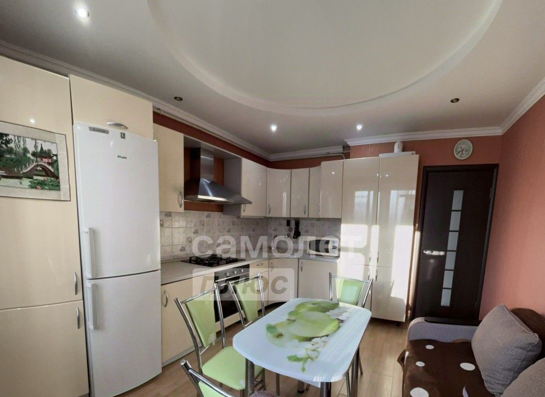 квартира г Курск р-н Центральный ул Бойцов 9-й дивизии 181а фото 3