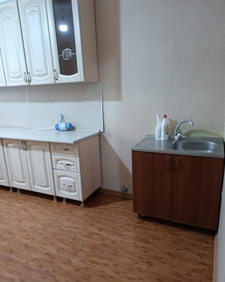 квартира г Каспийск ул М.Халилова 32а фото 3