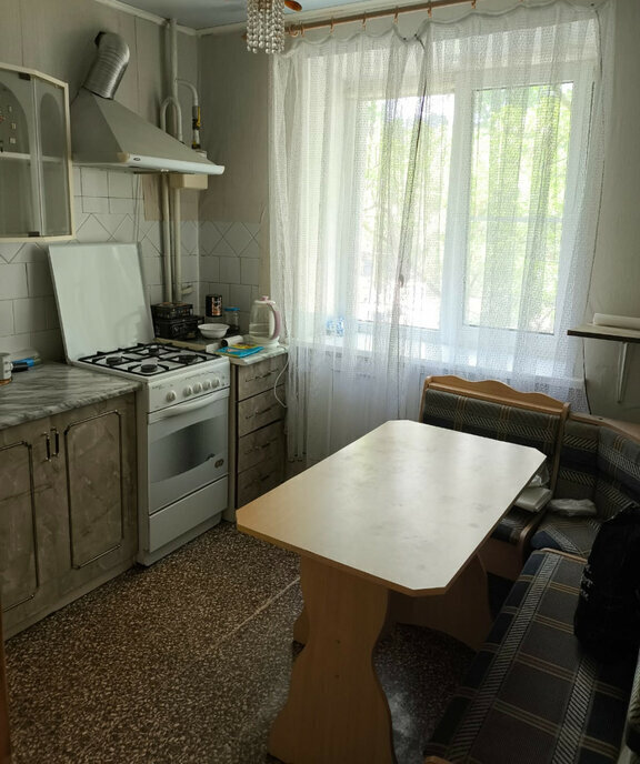 квартира г Волгоград р-н Кировский ул 64-й Армии 83 фото 3