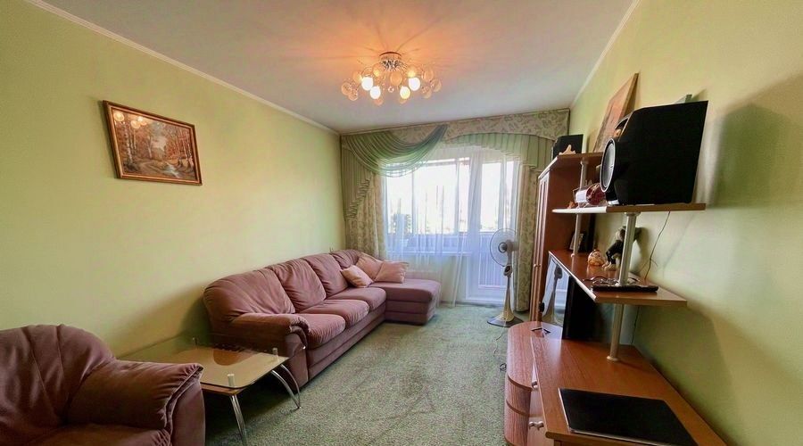 квартира г Новокузнецк р-н Орджоникидзевский ул Радищева 10 фото 3