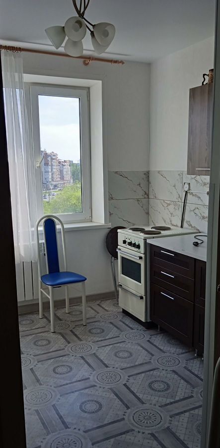 квартира г Тольятти р-н Автозаводский ул 40 лет Победы 122 фото 4