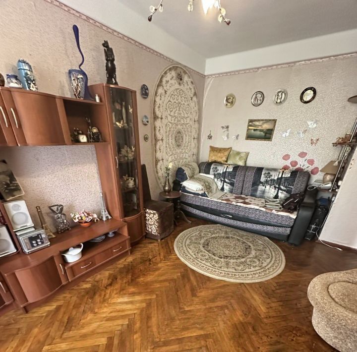 квартира г Колпино ул Веры Слуцкой 89к/3 Шушары фото 3