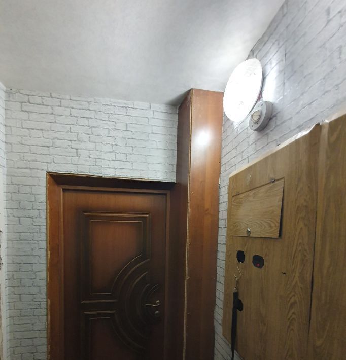 квартира г Омск р-н Кировский ул 70 лет Октября 18/1 фото 10