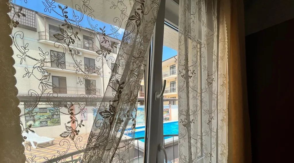 комната г Геленджик с Кабардинка пер Александрийский 5 фото 6