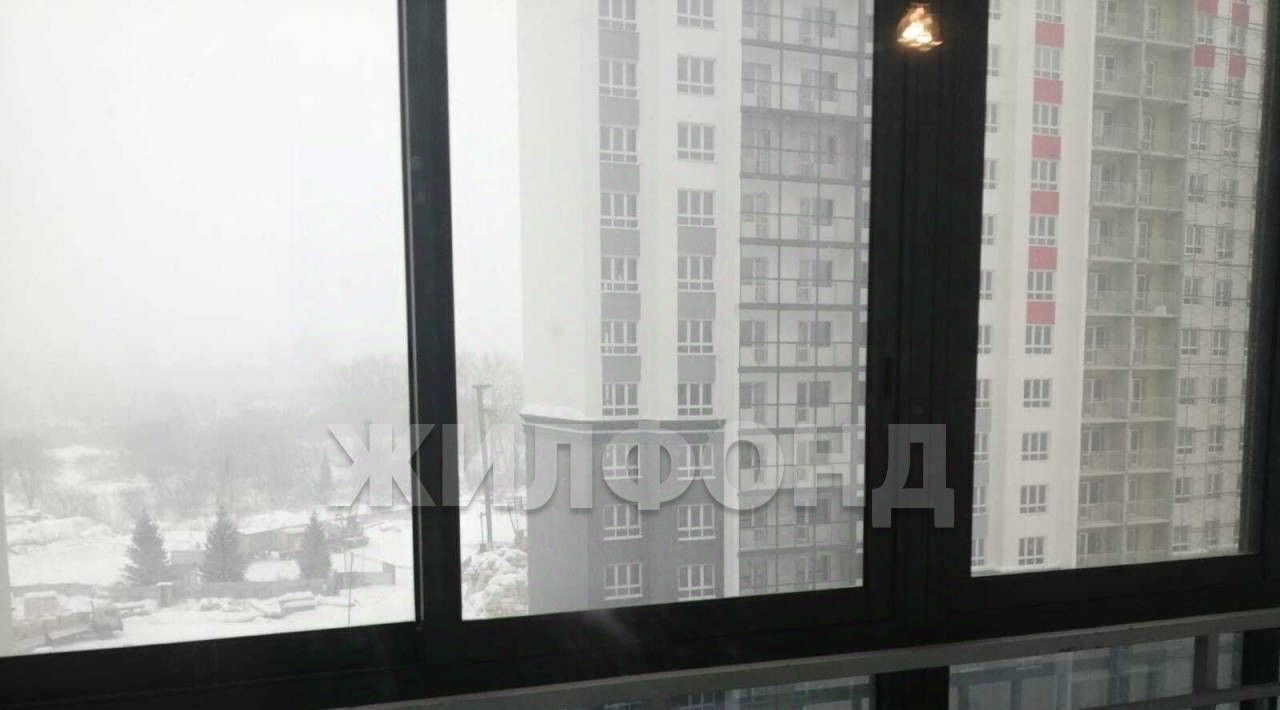 квартира г Кемерово р-н Заводский ул Пролетарская 36а фото 9