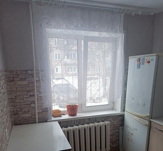 квартира г Прокопьевск р-н Рудничный ул Обручева 6 фото 2