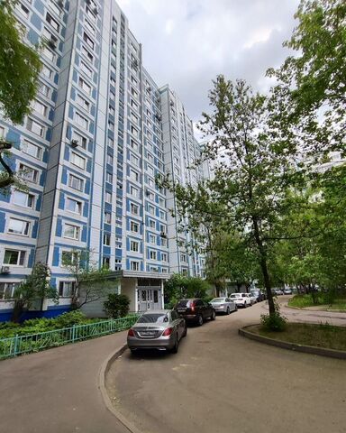 метро Крылатское б-р Осенний 10к/1 фото