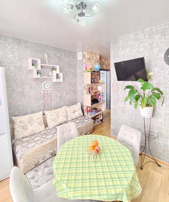 квартира г Саратов улица имени К. Г. Уфимцева, 3Б фото 3