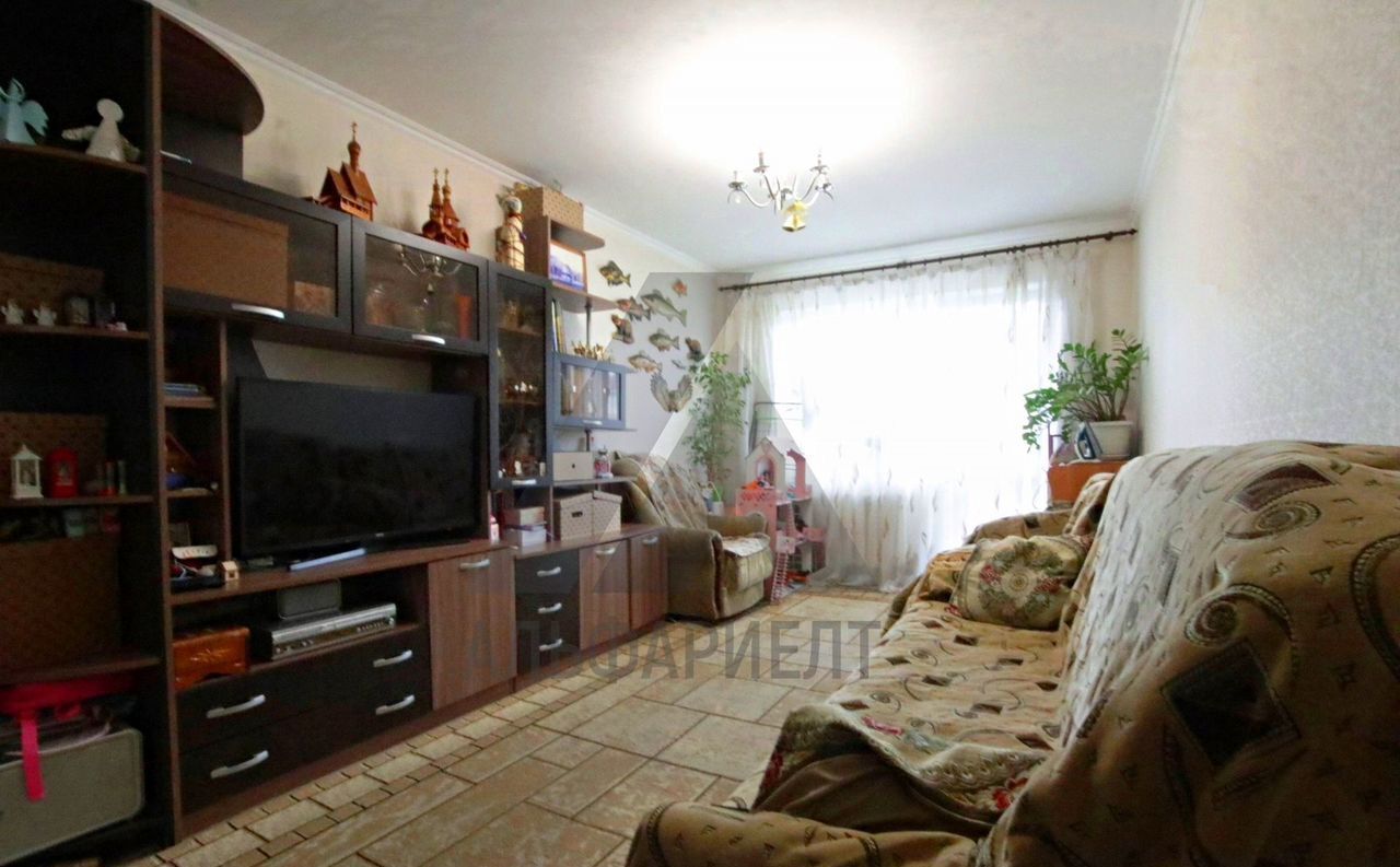 квартира г Омск р-н Центральный ул Багратиона 15а посёлок Амурский фото 1