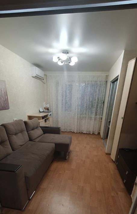 квартира г Волгоград р-н Красноармейский пр-кт Канатчиков 9 фото 4