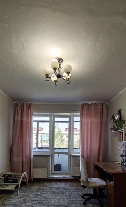 квартира г Междуреченск ул Комарова 9 фото 2