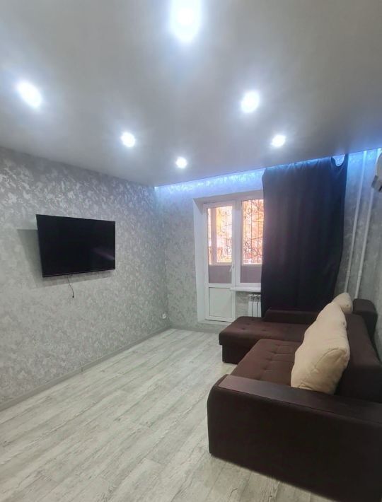 квартира г Волгоград р-н Краснооктябрьский ул 39-й Гвардейской 29а фото 1