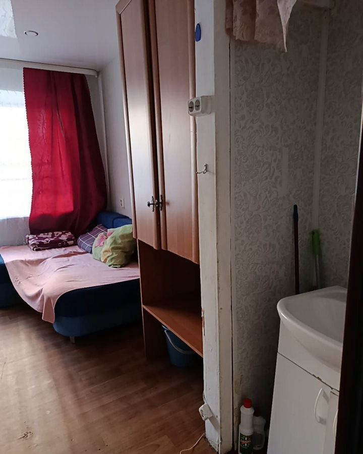 комната г Екатеринбург р-н Чкаловский ул Черняховского 31 фото 2