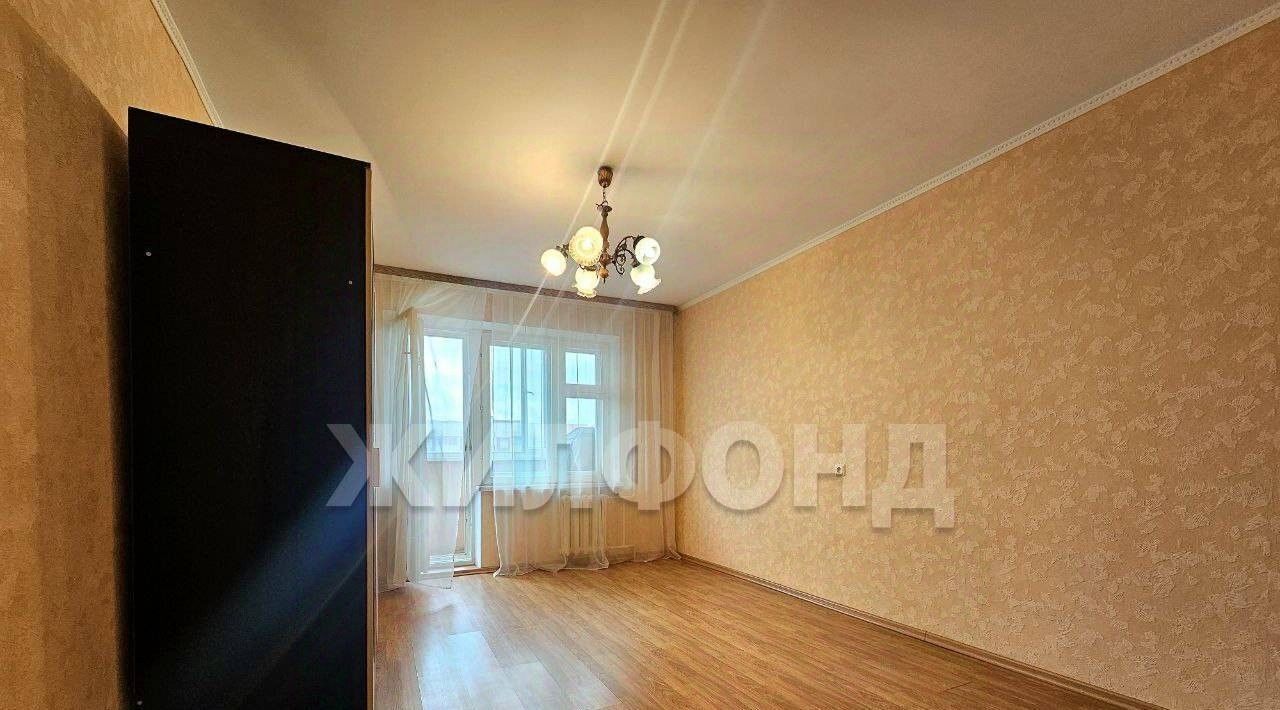 квартира г Брянск р-н Советский ул Романа Брянского 12 фото 2