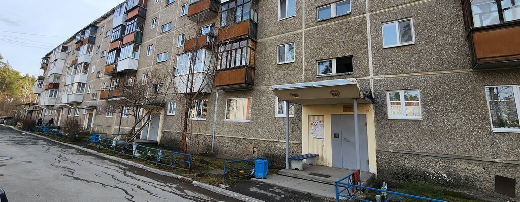 квартира г Екатеринбург р-н Октябрьский Ботаническая ул Трактовая 7 фото 2