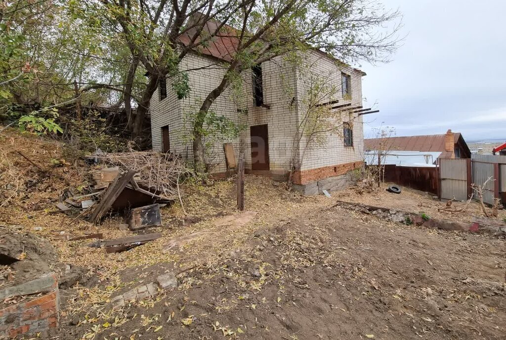 дом г Саратов р-н Волжский ул Малая Садовая фото 4