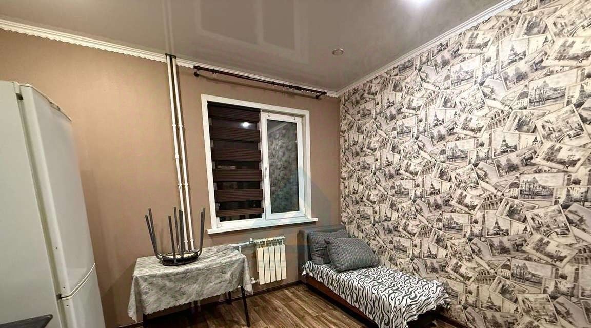 квартира г Оренбург р-н Дзержинский ул. Фронтовиков, 6 фото 6
