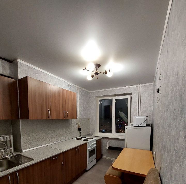 квартира г Омск р-н Кировский б-р Архитекторов 3/10 фото 5