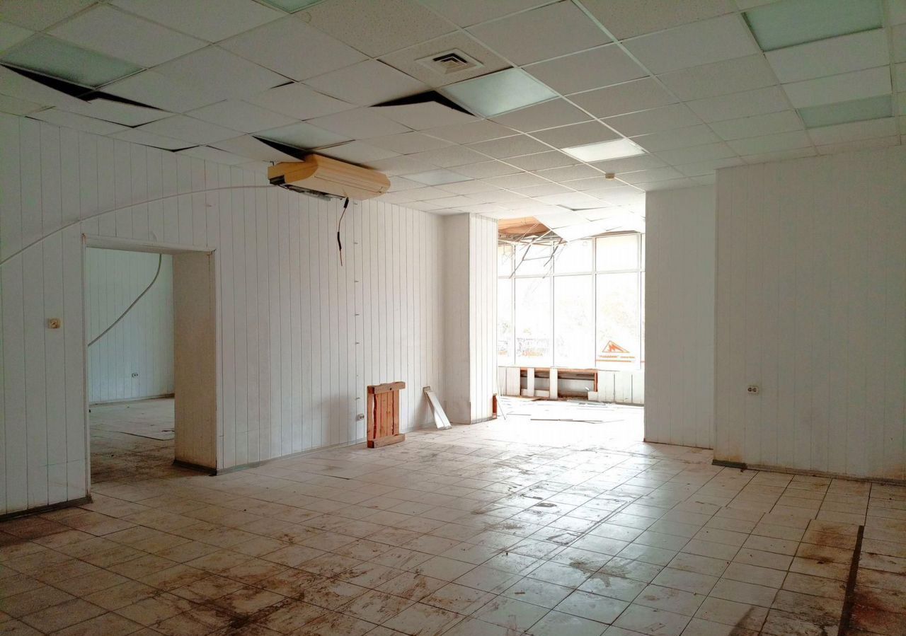 торговое помещение г Саратов р-н Кировский ул им Осипова В.И. 10а фото 5