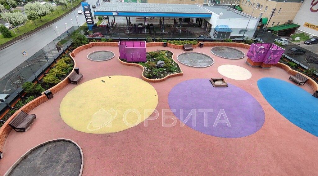 квартира г Тюмень р-н Центральный ул 50 лет Октября 4 фото 15