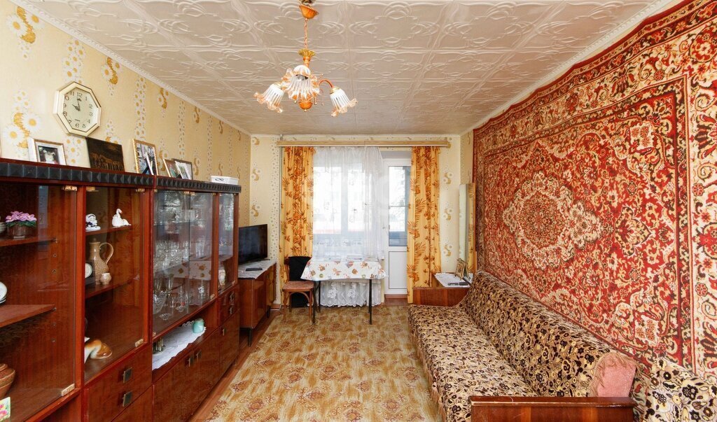 квартира г Ишим ул Шаронова 5 фото 2