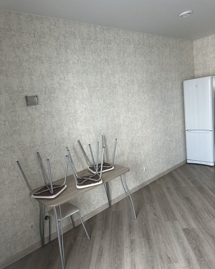 квартира г Челябинск р-н Центральный ул Академика Макеева 34 фото 5