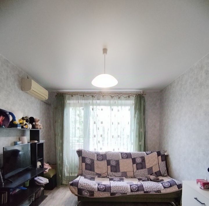 квартира г Волгоград р-н Дзержинский ул 51-й Гвардейской 34 фото 2