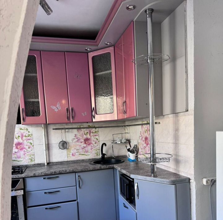 квартира г Омск р-н Центральный ул 21-я Амурская 20 фото 1