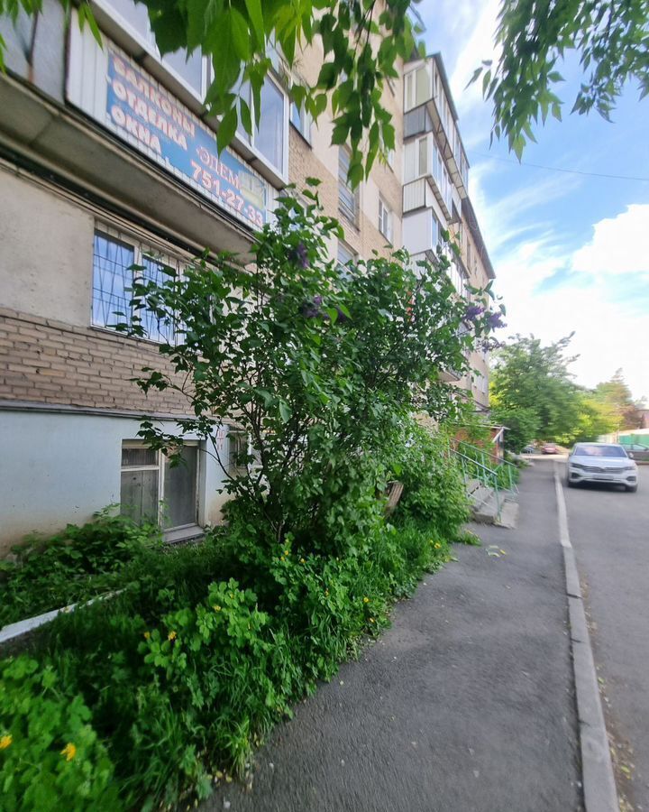 квартира г Челябинск р-н Тракторозаводский ул Бажова 76а фото 1