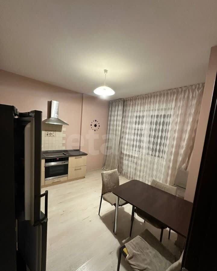квартира г Красноярск р-н Советский ул 78 Добровольческой Бригады 28 фото 1