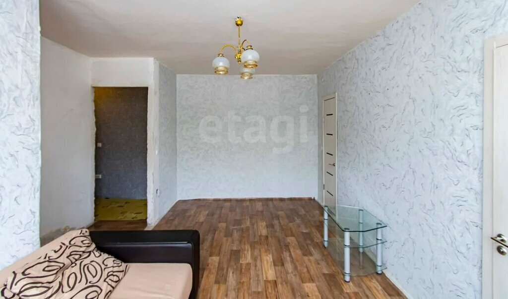 квартира г Тюмень ул Мельникайте 95 фото 3