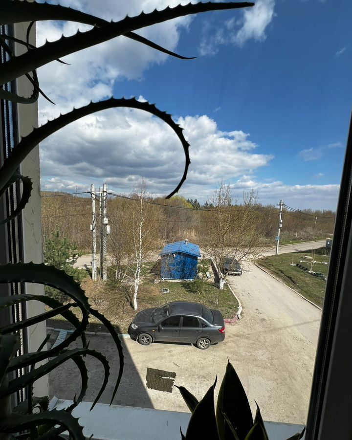 квартира г Саратов р-н Волжский пр-д 1-й им Скоморохова Н.М. 23 фото 9