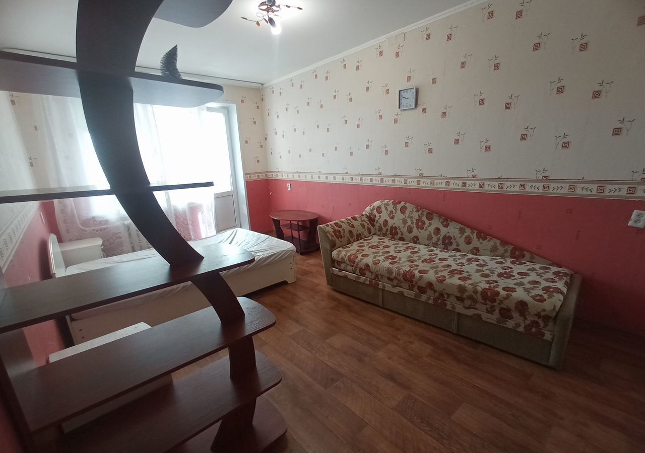 квартира г Тобольск 8-й мкр-н, 25 фото 4