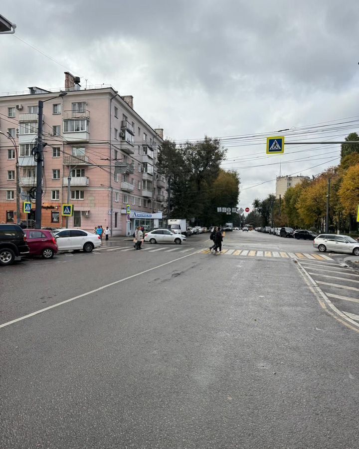 торговое помещение г Воронеж р-н Ленинский ул Платонова 25 фото 4