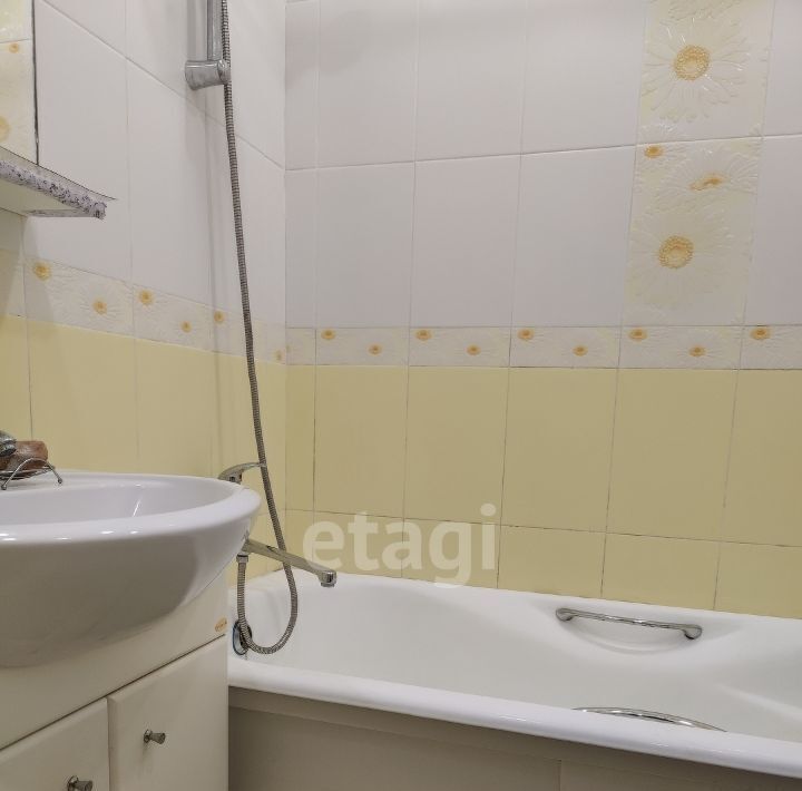 квартира г Тюмень р-н Калининский ул Мельникайте 130 фото 18