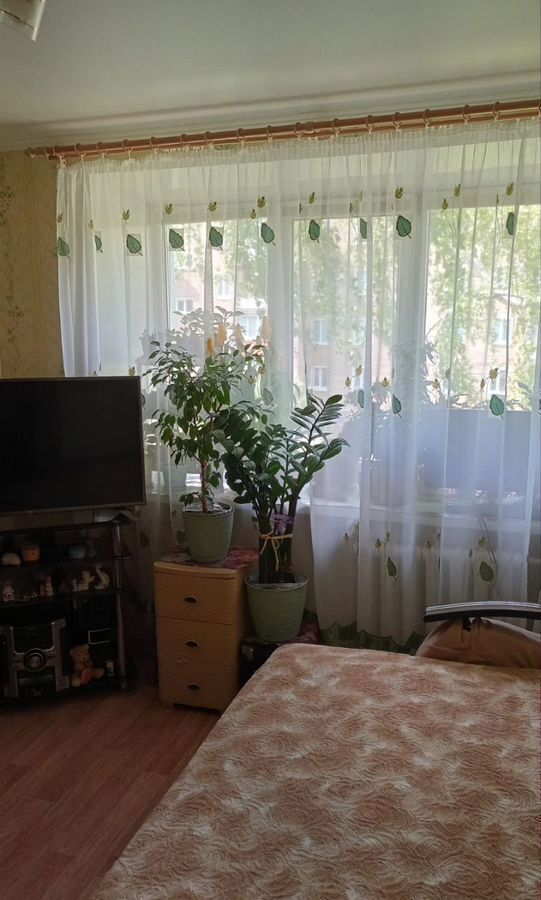 квартира г Бузулук 3-й мкр-н, 3 фото 1