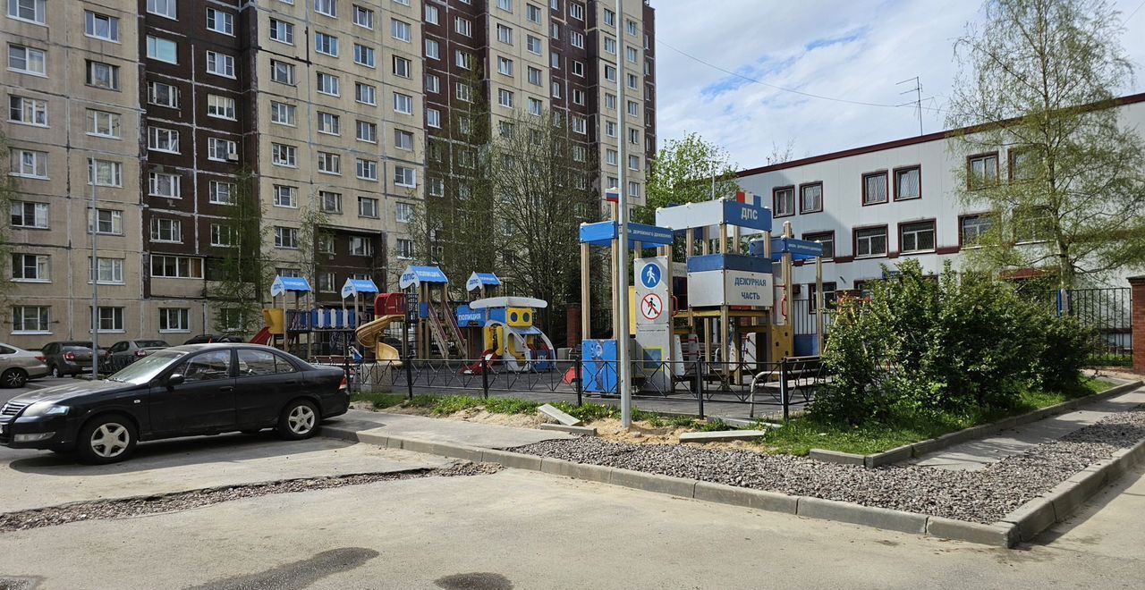 комната г Колпино ул Ижорского Батальона 23 р-н Колпинский фото 19
