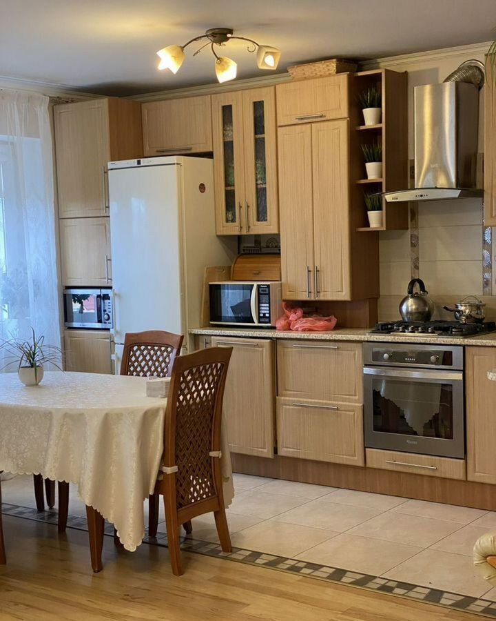 квартира г Калининград р-н Ленинградский ул Толбухина 6 фото 4