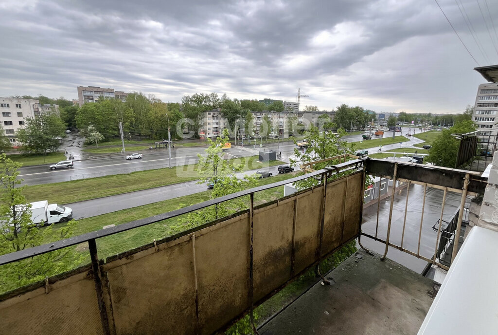 квартира г Великий Новгород Западный пр-кт Мира 40к/1 фото 3