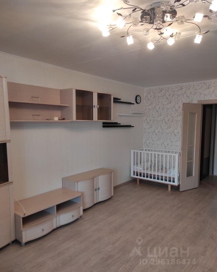 квартира г Челябинск р-н Калининский ул 40-летия Победы 31в фото 4