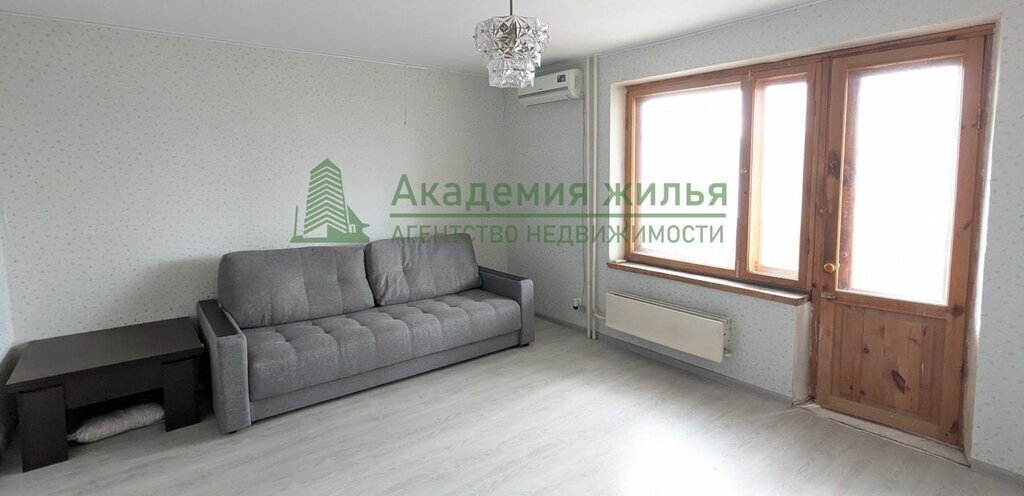квартира г Саратов ул им Куприянова А.И. 12а фото 1