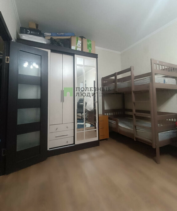 квартира г Астрахань ул Баха 10 фото 2