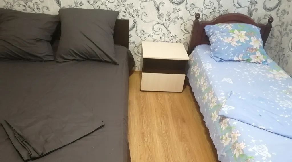 комната г Таганрог ул Ломакина 90 фото 1