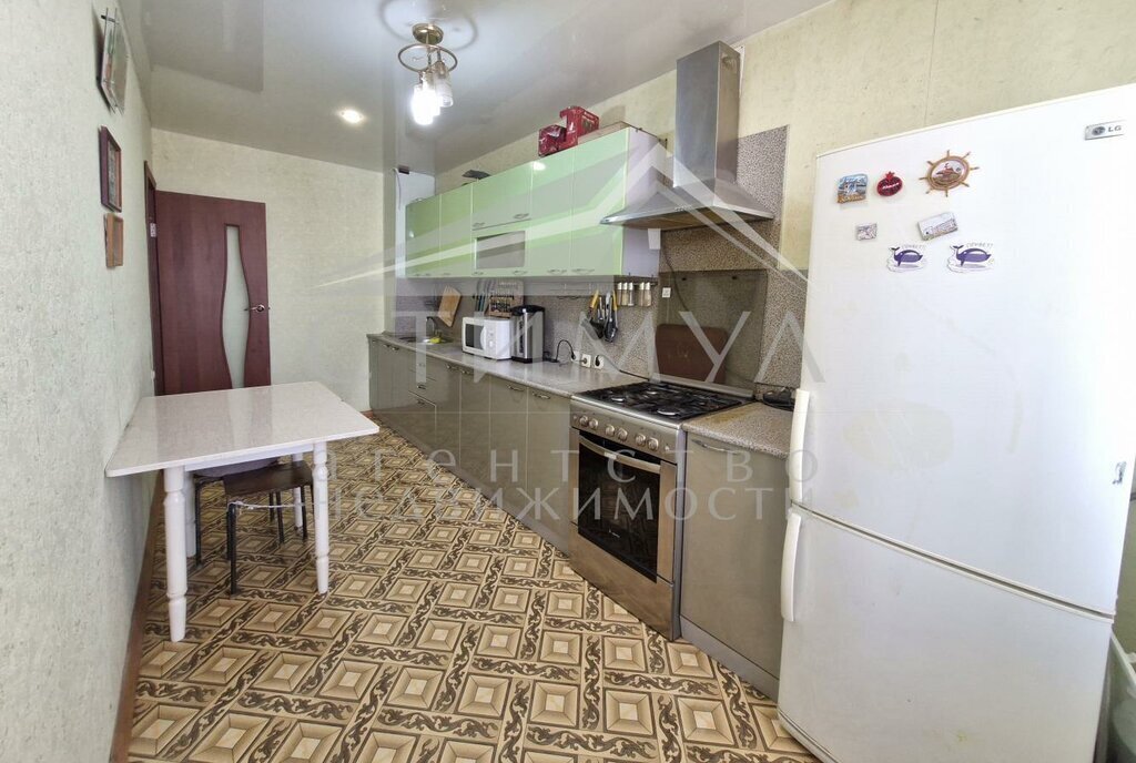 квартира г Саратов улица имени П. Ф. Батавина, 12 фото 4