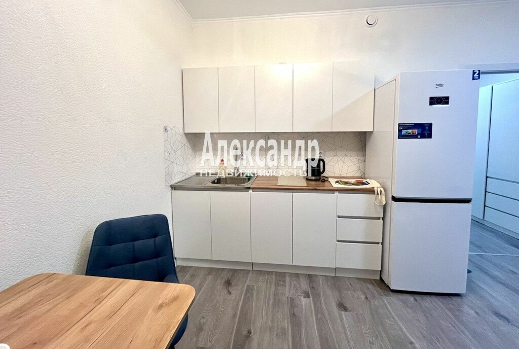 квартира р-н Всеволожский г Мурино Девяткино, улица Шоссе в Лаврики, 53к 2 фото 3