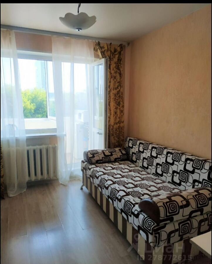 квартира г Тюмень р-н Ленинский ул Мельникайте 63 фото 1