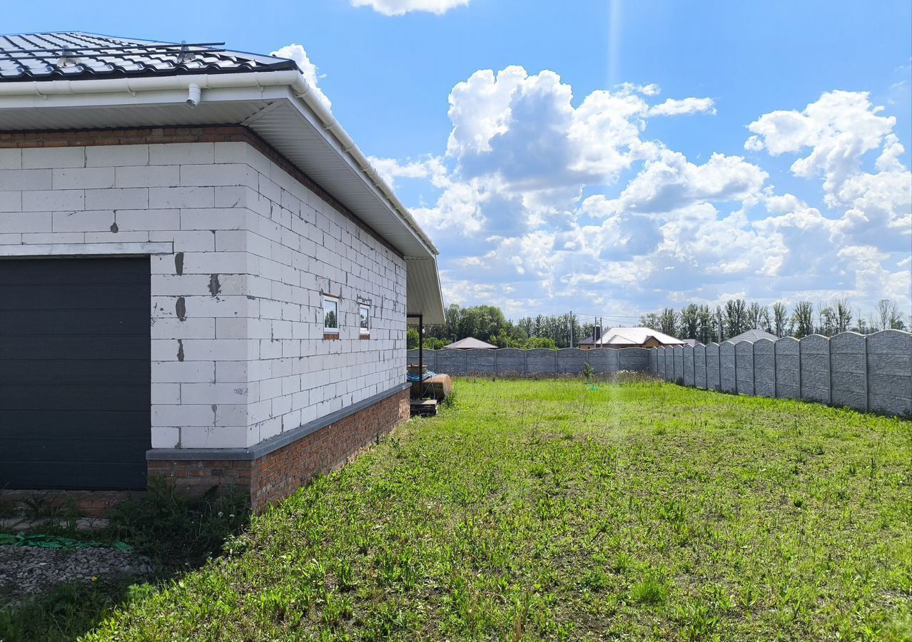 дом р-н Яковлевский г Строитель ул Троицкая фото 4