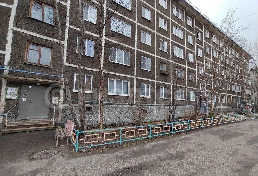 квартира г Мурманск р-н Ленинский ул Алексея Хлобыстова 35 фото 9