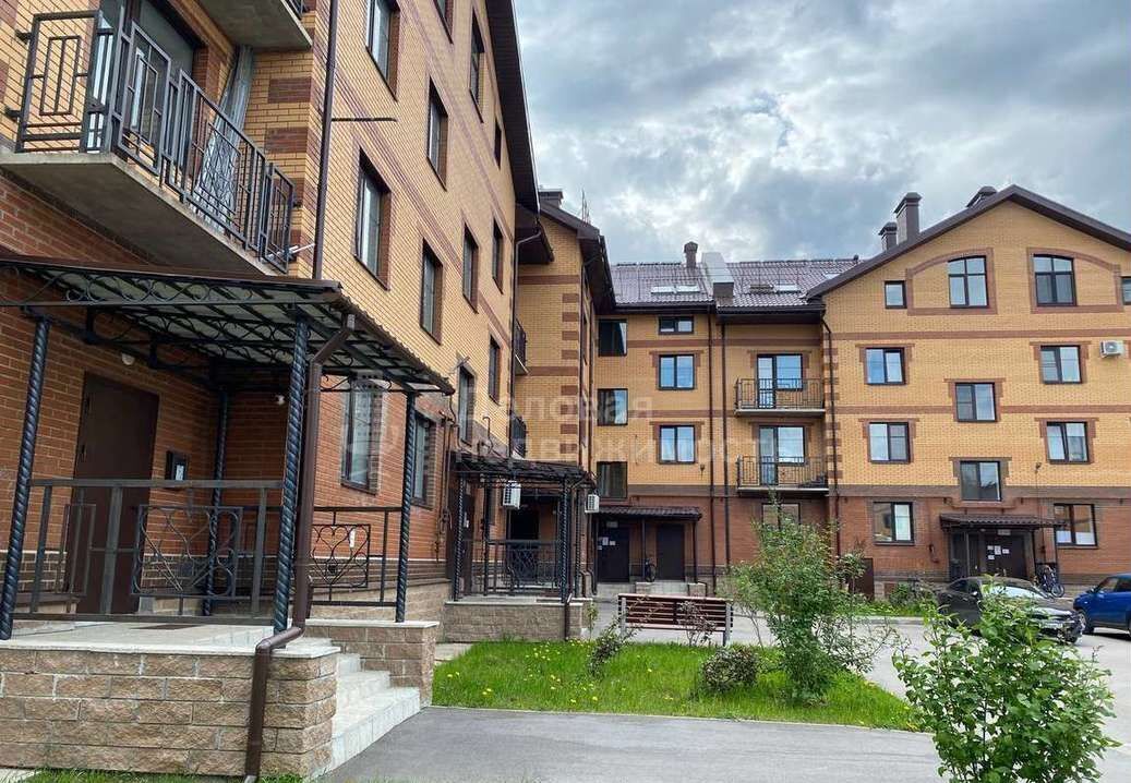 квартира г Великий Новгород Псковский ул Луговая 12к/6 фото 3
