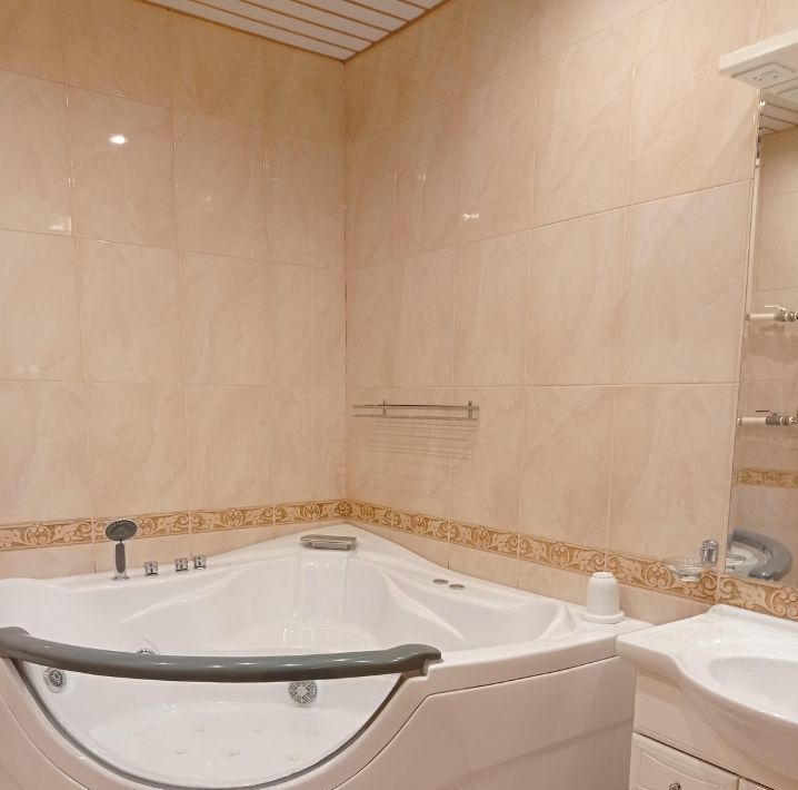 квартира г Красноярск р-н Советский ул Авиаторов 41 фото 5